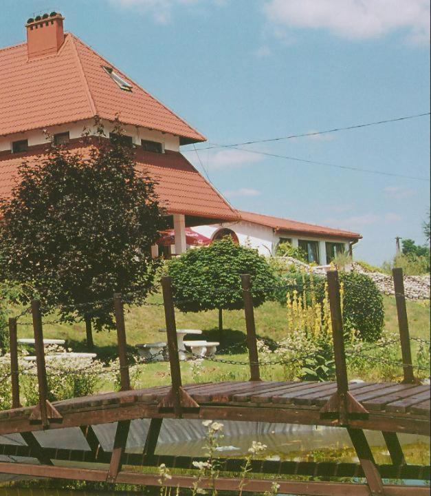 Zajazd Kosynier Wegrzce Экстерьер фото